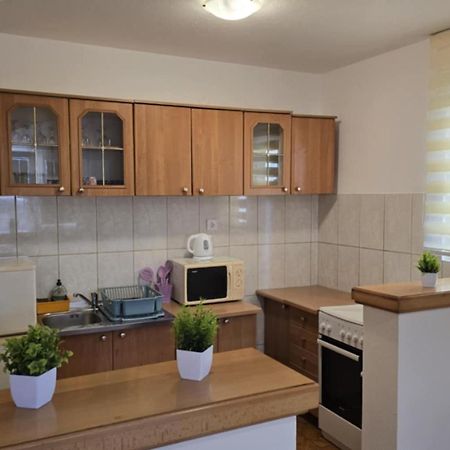 Vito Apartments ストモレ エクステリア 写真
